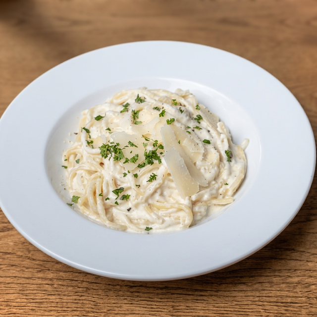 Linguine Carbonara.